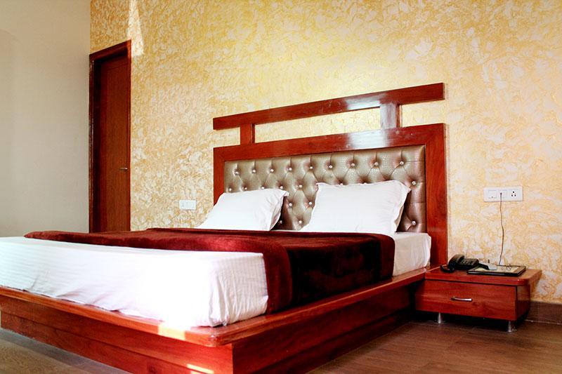 Grace Hotel Karnāl מראה חיצוני תמונה